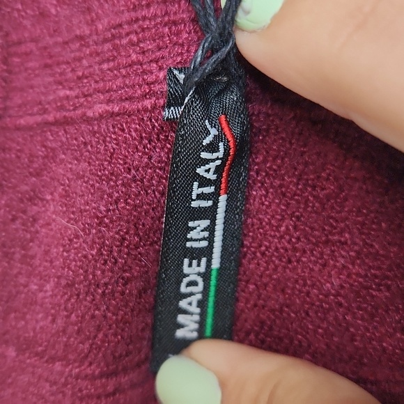 NWT! Burgundy Knit Sweater Made In Italy Women's - Picture 2 of 6